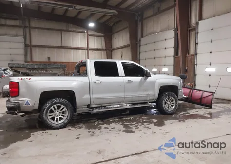 2016 Chevrolet Silverado 1500 1Lt из США, поврежденный, VIN 3GCUKREC8GG279190
